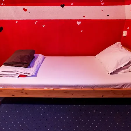 The Monk'S Bunk-2